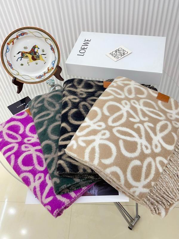 Loewe scarf 38X200cm E15